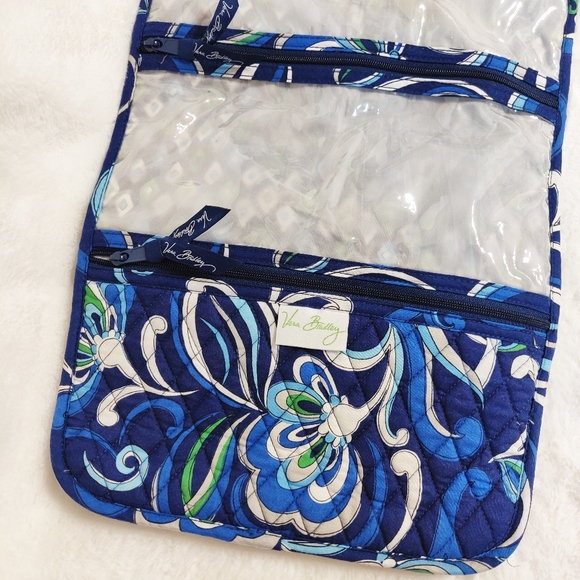 Vera Bradley travel bag - Picture 2 of 6